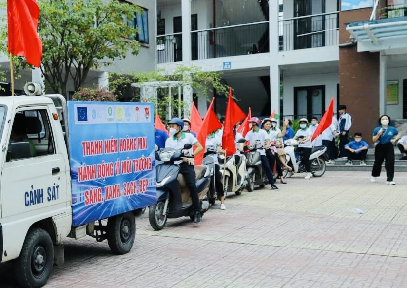 Trong ngày 2/10, chương trình đã ra mắt đội hình truyền thông về Luật Bảo vệ môi trường