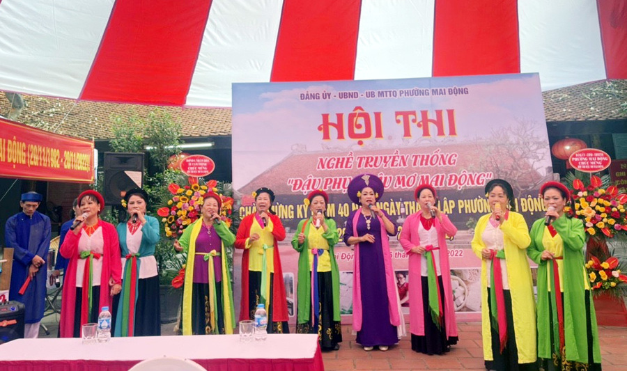 Ngày 15/10/2022, quận Hoàng Mai đã tổ chức Hội thi nghề truyền thống tại phường Mai Động. Ảnh AT