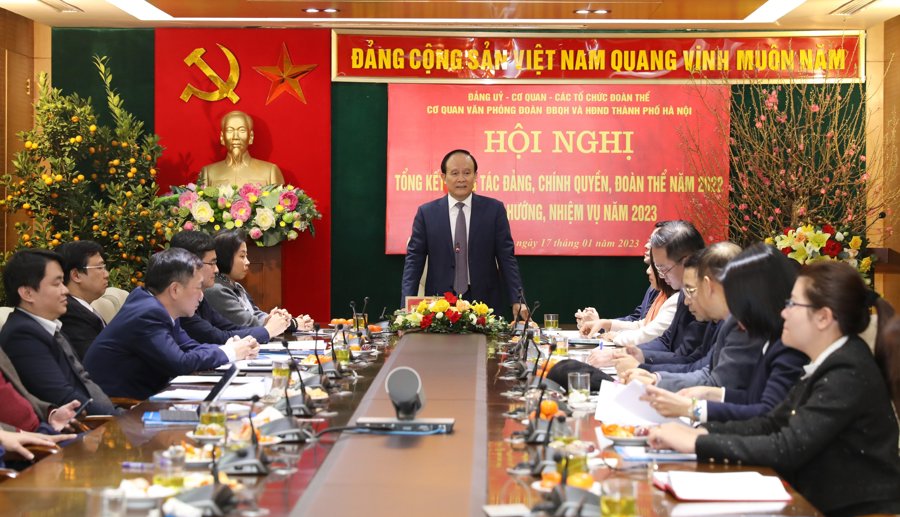 Chủ tịch HĐND TP Hà Nội Nguyễn Ngọc Tuấn phát biểu tại Hội nghị.