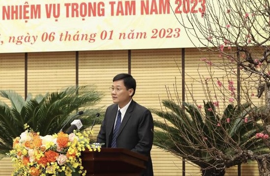 Chủ tịch HĐND quận Đống Đa Nguyễn Anh Cường báo cáo tại Hội nghị tổng kết hoạt động của HĐND các cấp TP Hà Nội năm 2022, nhiệm vụ trọng tâm năm 2023.