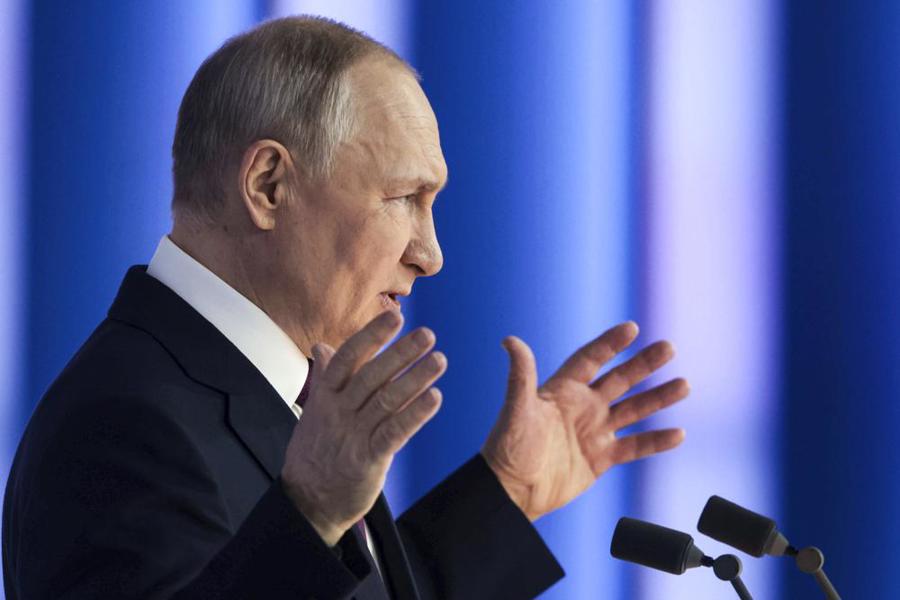 Tổng thống Nga Vladimir Putin đọc bài diễn văn thường niên về tình trạng quốc gia tại Moscow, Nga, Thứ Ba, ngày 21/2/2023. Nguồn: AP