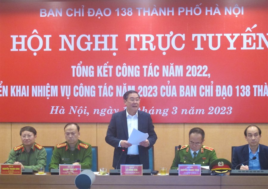 Phó Chủ tịch Thường trực UBND TP Hà Nội Lê Hồng Sơn phát biểu chỉ đạo hội nghị. 