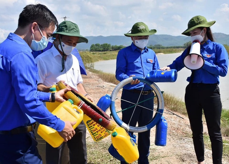 Đoàn TNCS Hồ Chí Minh tỉnh Hà Tĩnh đẩy mạnh tuyên truyền, trang bị các phương tiện, dụng cụ ứng cứu đuối nước