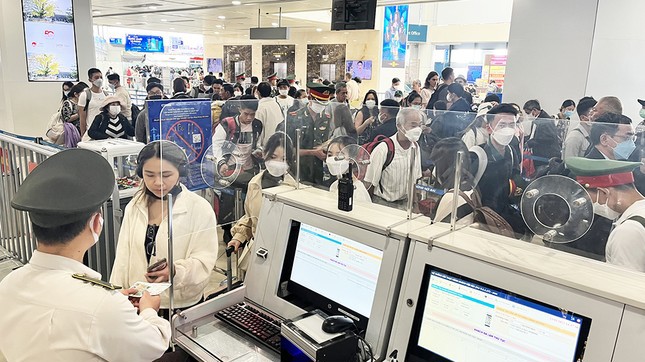 Sân bay Nội Bài sẽ thí điểm nhận diện khuôn mặt khách đi tàu bay từ 17/4