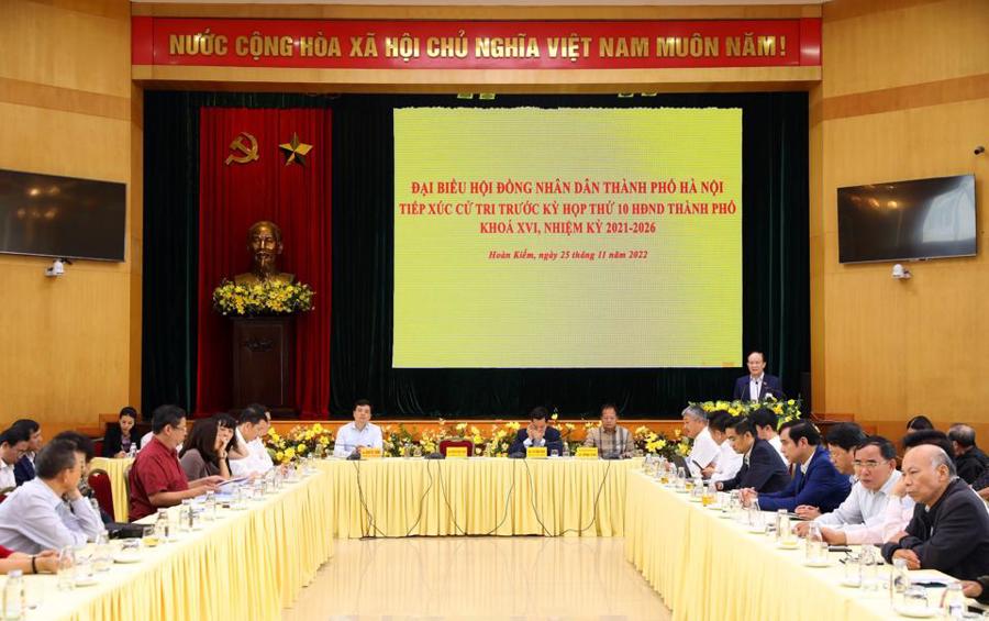 Đại biểu HĐND thành phố Hà Nội tiếp xúc cử tri tại quận Hoàn Kiếm trước kỳ họp thứ 10, HĐND TP khoá XVI, nhiệm kỳ 2021-2026 