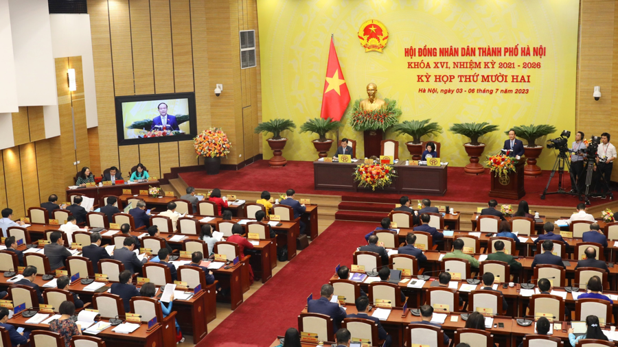 Quang cảnh Kỳ họp thứ 12, HĐND TP Hà Nội khoá XVI.