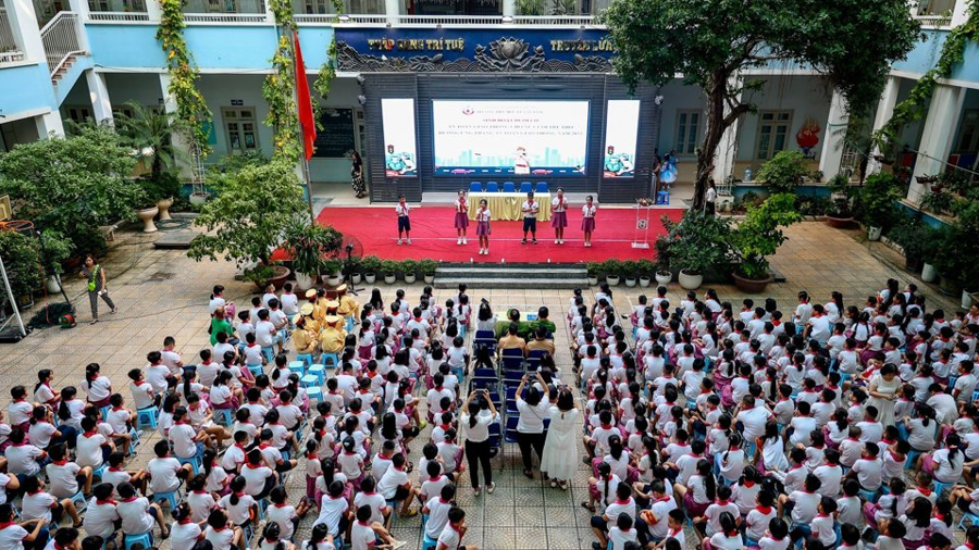 Hà Nội đẩy mạnh tuyên truyền an toàn giao thông trong trường học