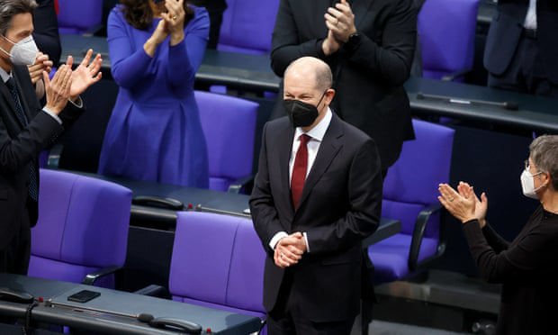 Ông Olaf Scholz chính thức được bầu làm Thủ tướng Đức, thay thế bà Merkel - Ảnh 1