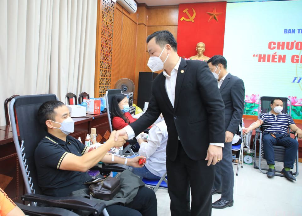 Các tổ chức tôn giáo Hà Nội hưởng ứng chương trình hiến máu cứu người - Ảnh 3