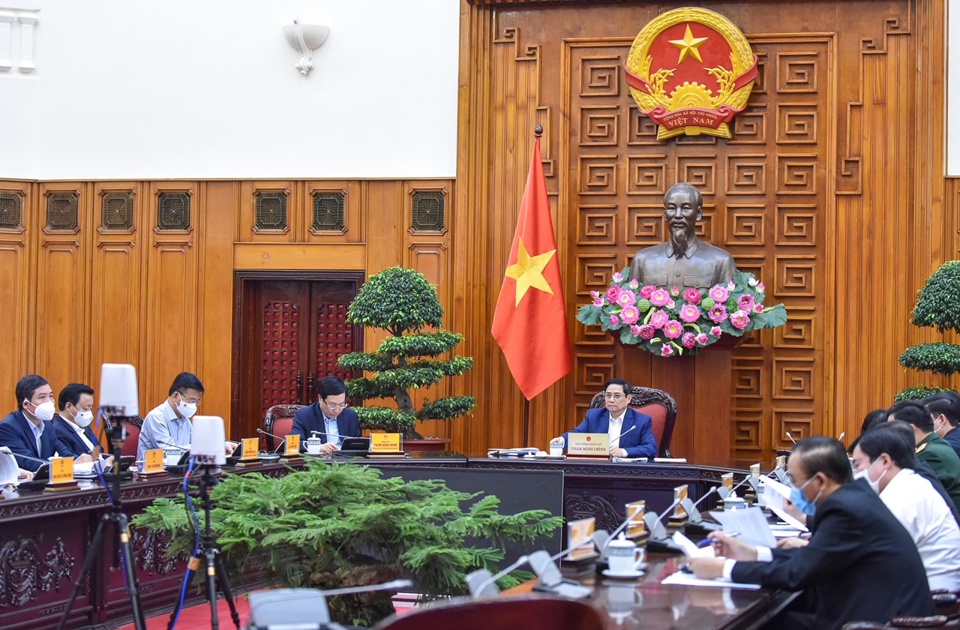 Thủ tướng Phạm Minh Chính yêu cầu đẩy mạnh nghiên cứu, cơ cấu lại nền kinh tế Đà Nẵng - Ảnh 1