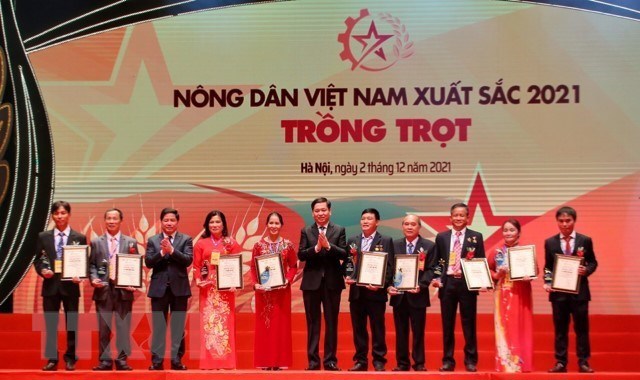 Vinh danh 63 nông dân Việt Nam xuất sắc năm 2021 - Ảnh 3