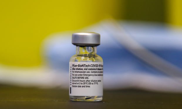 FDA cho phép gia hạn thời hạn sử dụng vaccine Pfizer/BioNTech thêm 3 tháng - Ảnh 1