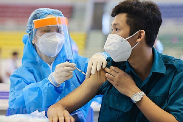 TP Hồ Chí Minh: Khẩn trương điều chỉnh dữ liệu cấp "thẻ xanh" cho người đã tiêm 2 mũi vaccine - Ảnh 1
