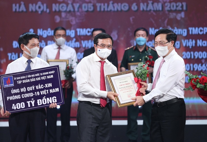 Petrovietnam nhận Bằng khen của Thủ tướng trong công tác phòng, chống Covid-19 - Ảnh 1