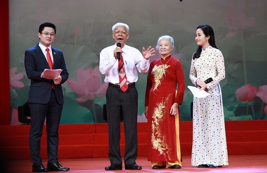 Chủ tịch Nguyễn Đức Chung: Những tấm gương người tốt - việc tốt góp phần làm Thủ đô thêm đẹp - Ảnh 3