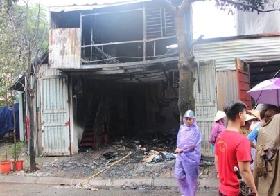 Hà Nội: Cháy lớn tại khu tái định cư Yên Sở, 2 căn nhà bị thiêu rụi - Ảnh 3