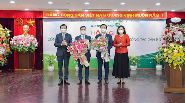 Vietcombank tổ chức lễ công bố quyết định về nhân sự lãnh đạo cấp cao - Ảnh 2