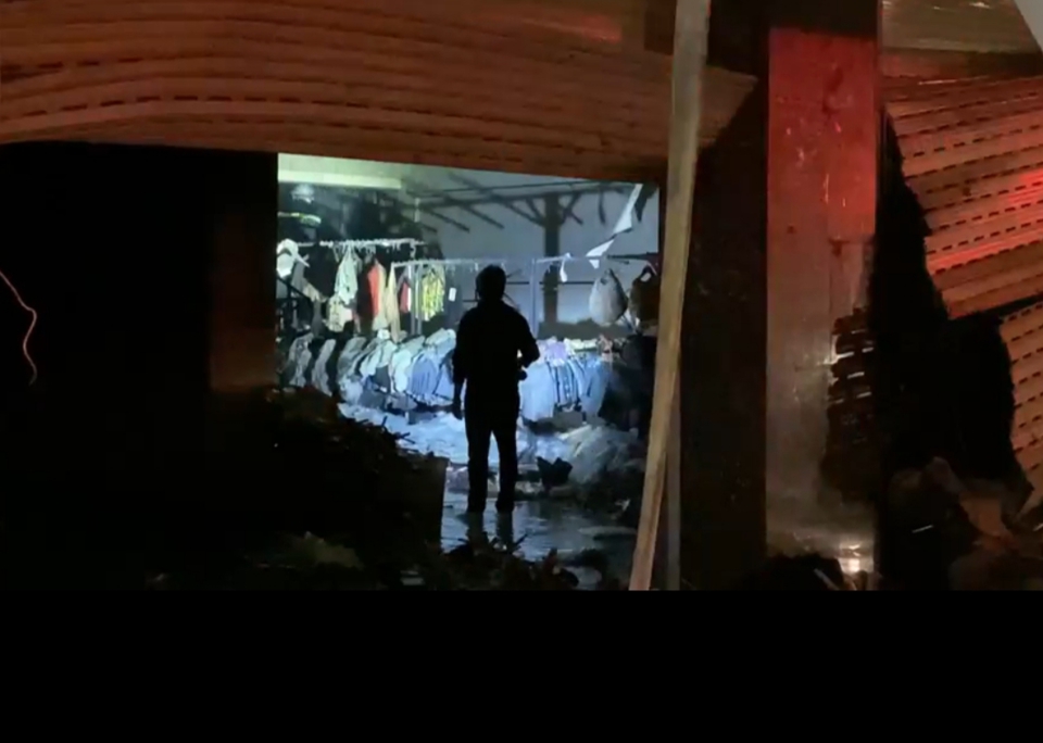 Hà Nội: Điều tra làm rõ vụ cháy lớn tại shop quần áo ở Ninh Hiệp - Ảnh 5