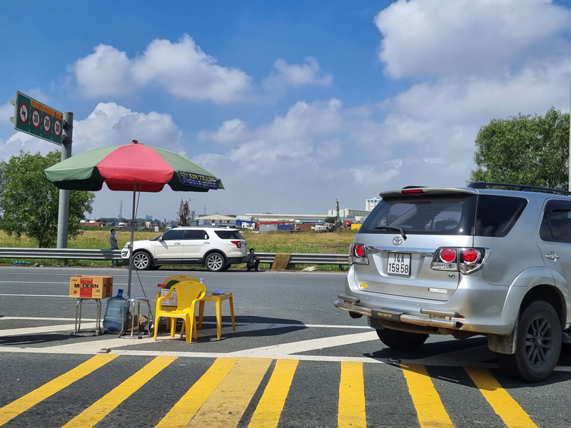 Hải Phòng: Vì sao hàng trăm lượt phương tiện đến Hải Phòng vẫn phải quay đầu? - Ảnh 2