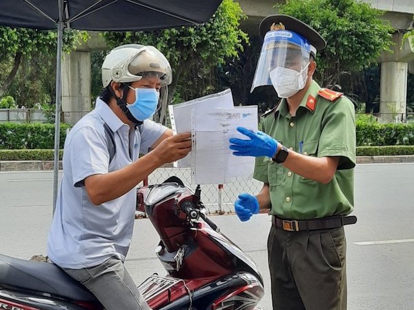 TP Hồ Chí Minh: Đề xuất 2 khung giờ dành cho cán bộ đi từ nhà đến cơ quan - Ảnh 1