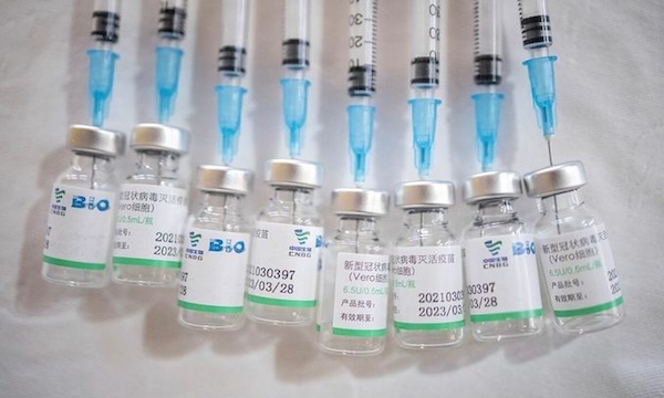 Tự nguyện tiêm vaccine Covid-19 - “chìa khóa” giúp TP Hồ Chí Minh vượt qua đại dịch - Ảnh 2