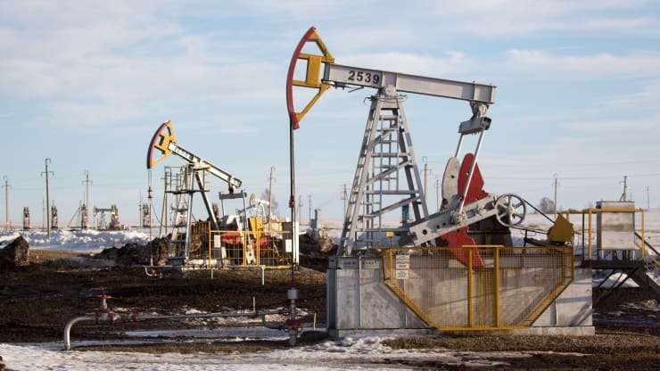 Mất giá mạnh, dầu Brent giảm tới 2,13 USD/thùng - Ảnh 1