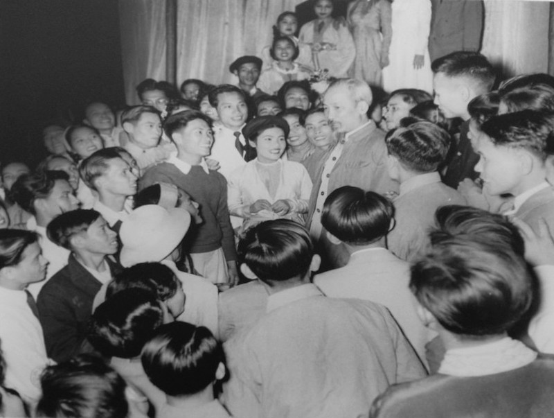 Những lời căn dặn của Chủ tịch Hồ Chí Minh từ Hội nghị Văn hoá toàn quốc lần thứ nhất - Ảnh 2