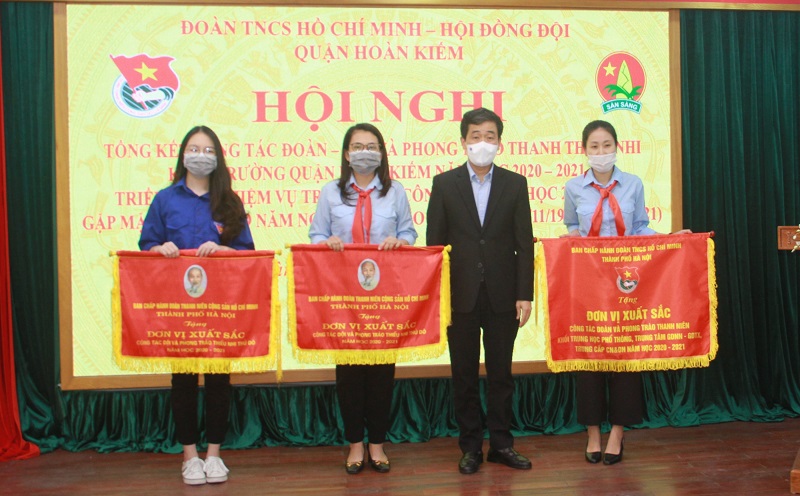 Quận Hoàn Kiếm: Tổng kết công tác Đoàn -Đội và phong trào thanh thiếu nhi khối trường năm học 2020 - 2021 - Ảnh 5