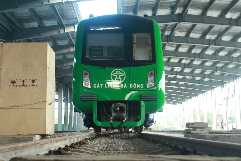 Cận cảnh 2 đoàn tàu Cát Linh - Hà Đông tại ga Yên Nghĩa - Ảnh 7
