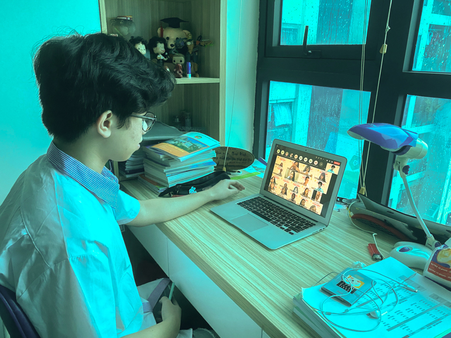 [Ảnh] Muôn sắc màu khai giảng trực tuyến tại nhà của thầy cô và học sinh Hà Nội - Ảnh 6