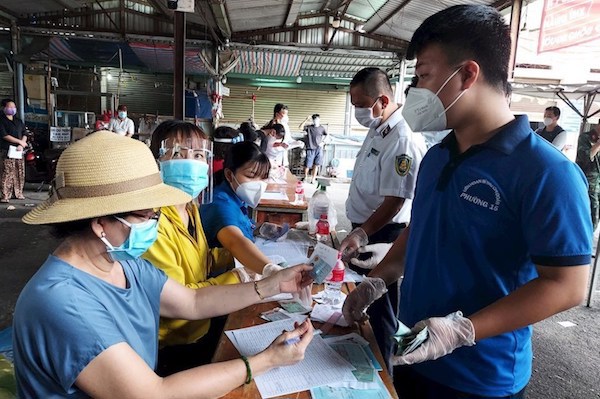 TP Hồ Chí Minh: Khẩn trương hoàn tất chi tiền hỗ trợ đợt 3 cho người dân - Ảnh 1