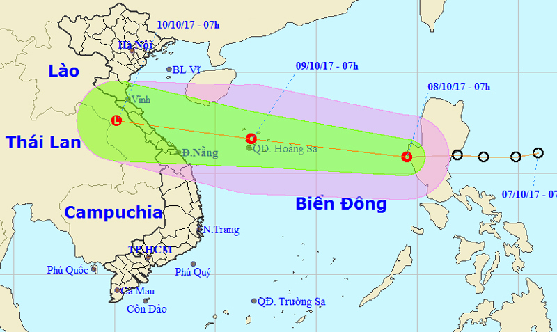 Áp thấp nhiệt đới di chuyển nhanh, hướng thẳng miền Trung - Ảnh 1