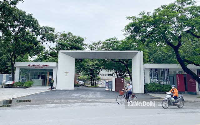 Các bảo tàng tại Hà Nội im lìm đóng cửa trong ngày được phép mở cửa đón khách - Ảnh 2