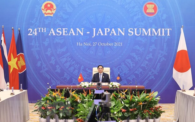 Thủ tướng đề nghị Nhật Bản hỗ trợ ASEAN thu hẹp khoảng cách phát triển - Ảnh 1