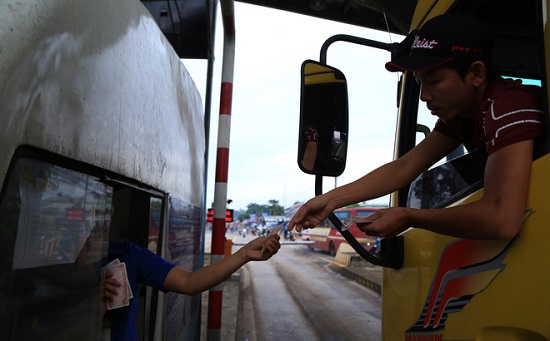 Diễn biến mới vụ tài xế dùng tiền lẻ trả phí qua trạm BOT Biên Hòa - Ảnh 3