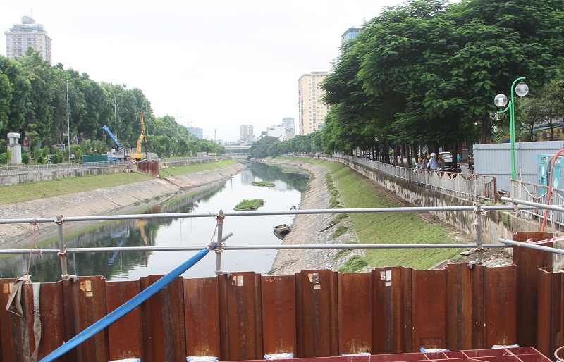 Dự án Hệ thống xử lý nước thải Yên Xá: Hoàn thành hơn 1,5km cống gom nước thải dọc sông Tô Lịch - Ảnh 3