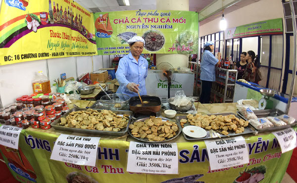 Khai mạc Hội chợ cá tra và các sản phẩm thủy sản Việt Nam - Ảnh 2