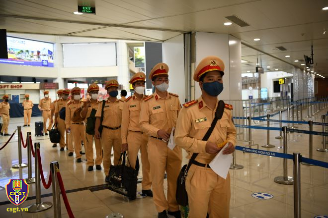 Cục Cảnh sát giao thông xuất quân chi viện cho TP Hồ Chí Minh chống dịch - Ảnh 2