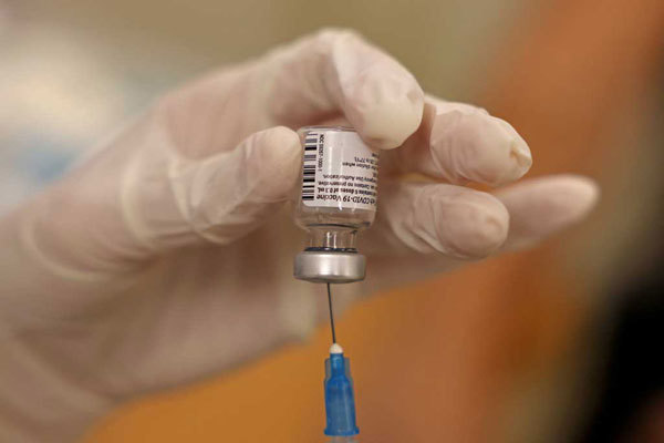 Vì sao WHO liên tục hối thúc nước giàu tạm hoãn tiêm mũi vaccine thứ ba? - Ảnh 2
