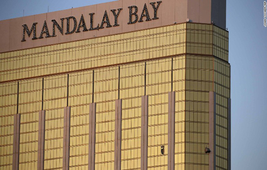 Tại sao vụ xả súng ở Las Vegas không được gọi là khủng bố? - Ảnh 1
