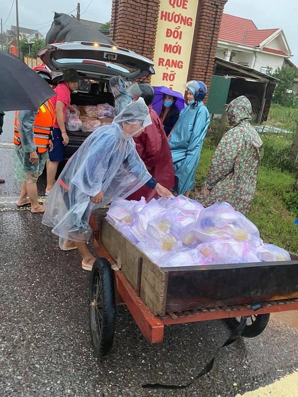 Huyện Vĩnh Linh, Quảng Trị: Nghi vấn sử dụng tùy tiện tiền, hàng cứu trợ lũ lụt tại xã Vĩnh Sơn - Ảnh 1