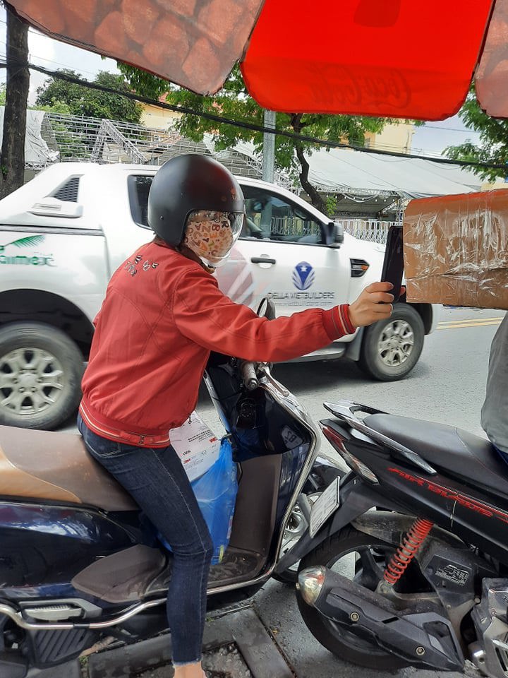 TP Hồ Chí Minh: F0 lưu thông trên đường không biết mình đang mắc Covid-19 - Ảnh 1