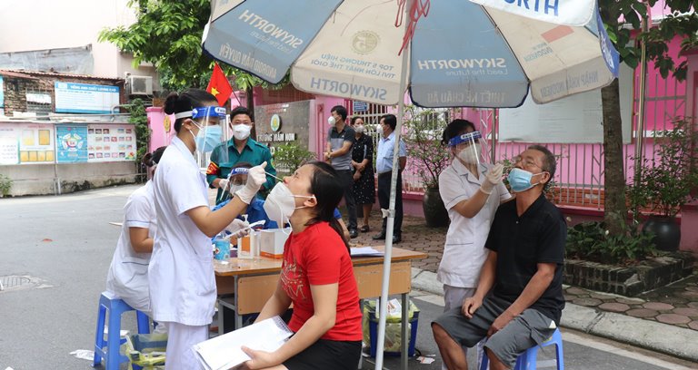 Quận Hoàng Mai: Nhân dân tích cực tiêm vaccine Vero Cell - Ảnh 5