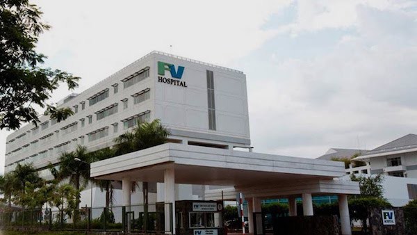 “Loạn” giá dịch vụ xét nghiệm Covid-19 ở TP Hồ Chí Minh: Bệnh viện FV đôn giá cao gấp 4,3 lần? - Ảnh 1