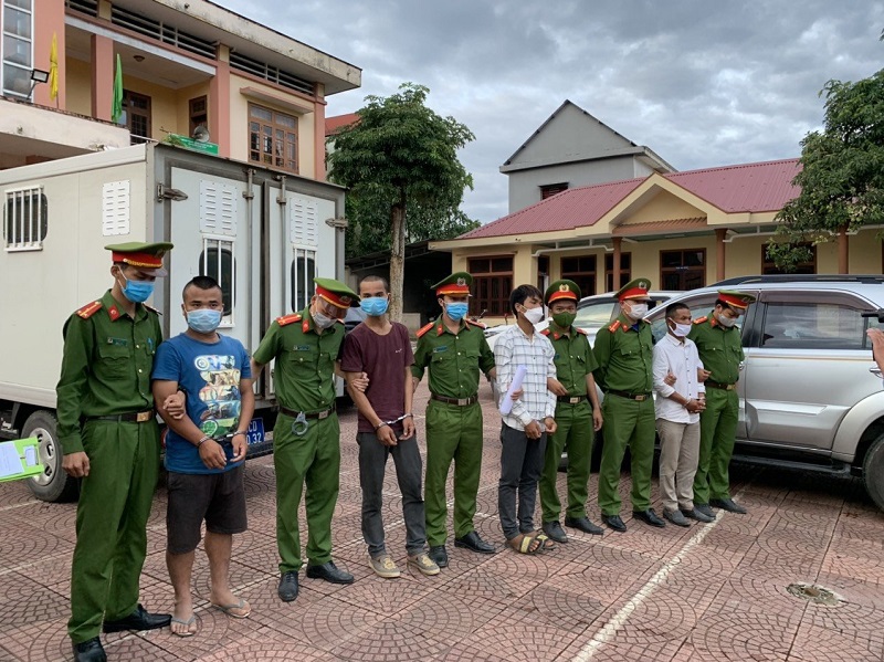 Quảng Trị: Bắt 4 đối tượng trong vụ 5 công an bị thương khi bảo vệ vận chuyển thiết bị điện gió - Ảnh 1