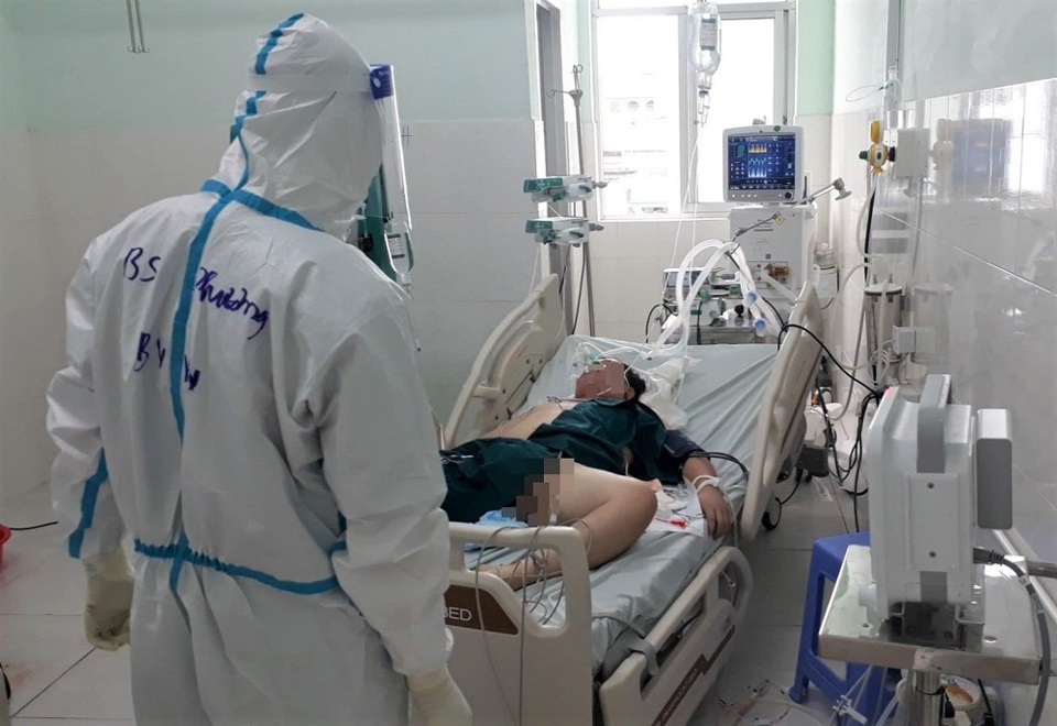 Những thầy thuốc từ Thủ đô vào Tiền Giang cứu bệnh nhân Covid-19 nặng - Ảnh 2