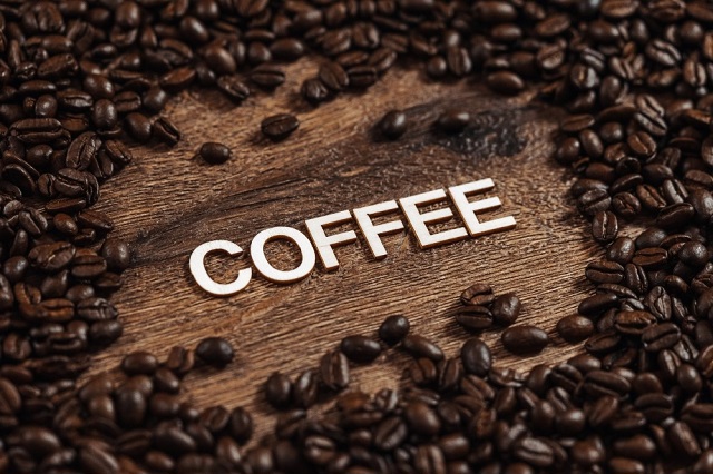 Giá cà phê hôm nay 15/10: 2 sàn thế giới quay đầu tăng, các doanh nghiệp lao vào tranh giành nguồn cung Arabica - Ảnh 1