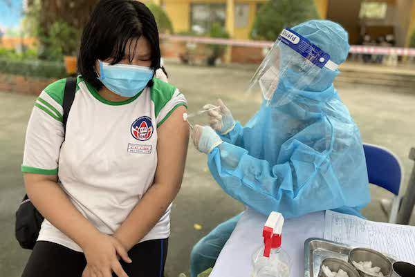 TP Hồ Chí Minh tổ chức tiêm vaccine đợt 2 cho trẻ em từ 12-17 tuổi - Ảnh 1