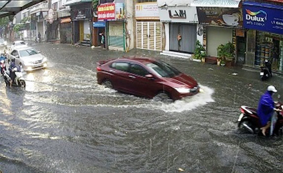 Thời tiết hôm nay 9/9: Hà Nội và các tỉnh Bắc Bộ tiếp tục mưa lớn - Ảnh 1