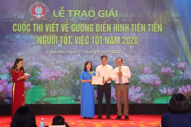 Hà Nội triển khai cuộc thi viết về “Gương điển hình tiên tiến, người tốt, việc tốt” năm 2022 - Ảnh 1
